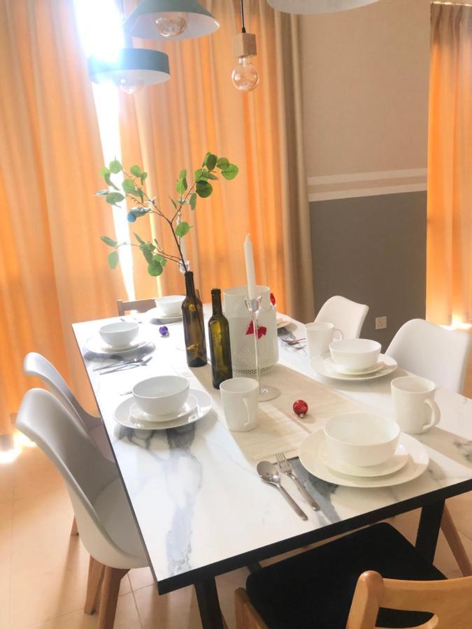 Santubong Suites B Just Like Home Damai Kuching Eksteriør billede