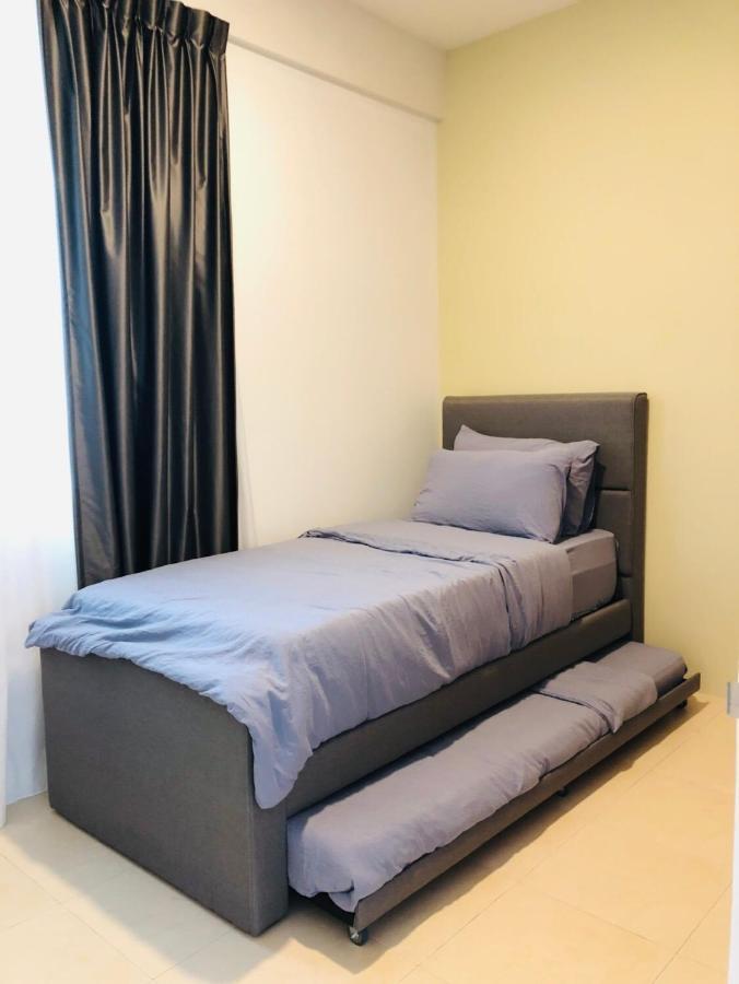 Santubong Suites B Just Like Home Damai Kuching Eksteriør billede